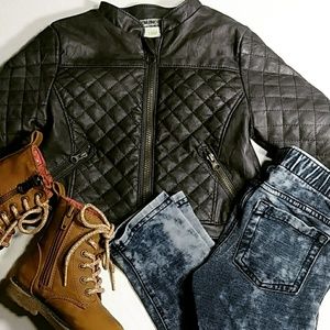 SOLD. Like NEW | Bomber Jacket